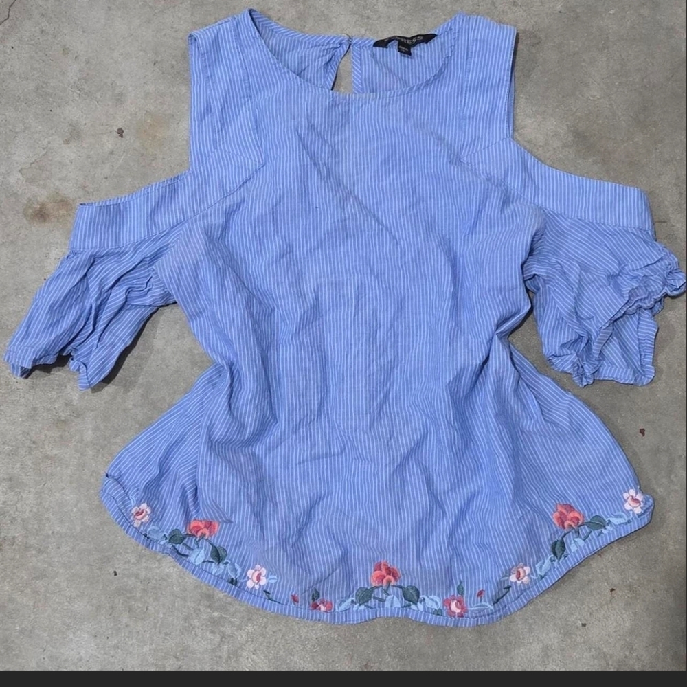 Express Light Blue Cold-Shoulder Striped Blouse with Floral Hem